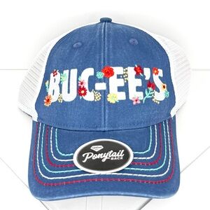 Buc-ee's Blue and White Cap